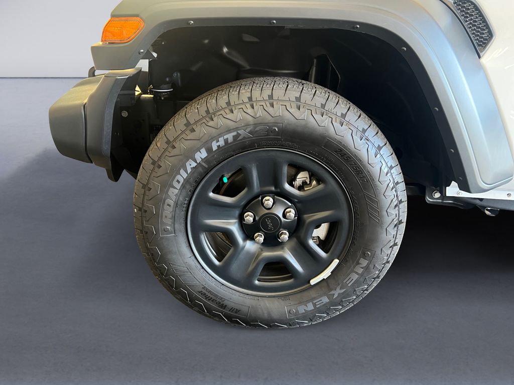 2025 Jeep Wrangler Sport photo 9