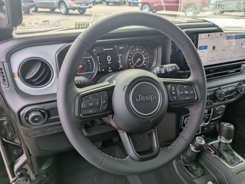 2025 Jeep Wrangler Willys photo 13