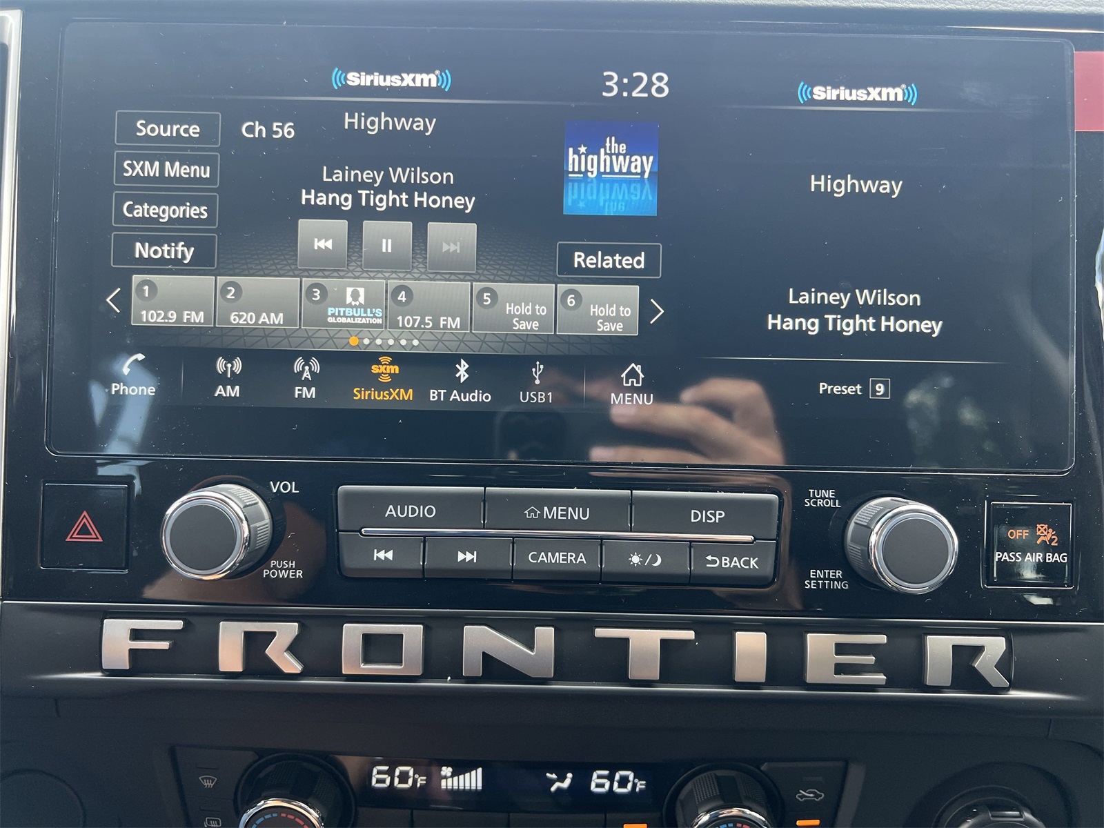 2025 Nissan Frontier SV photo 5