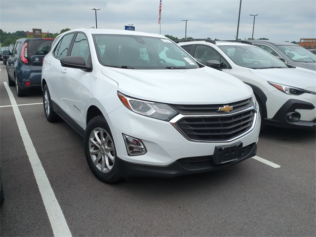 2020 Chevrolet Equinox LS photo 4