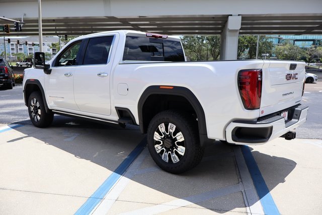 2025 Gmc Sierra 3500 HD Denali photo 4