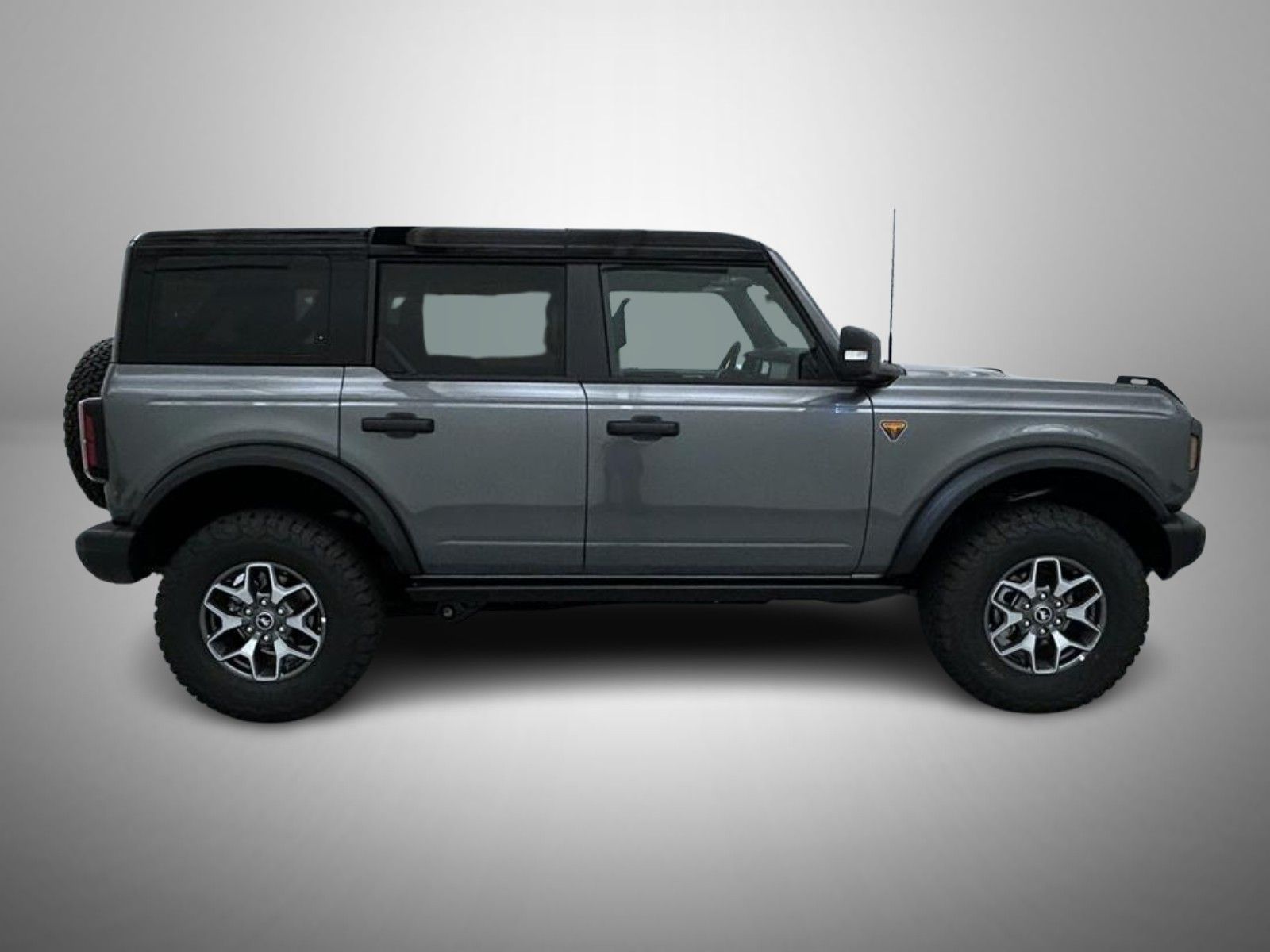 2025 Ford Bronco Badlands photo 4