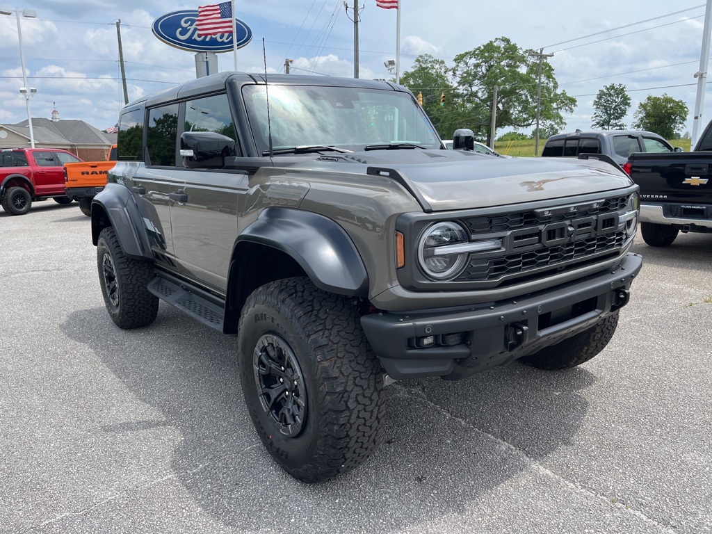 2025 Ford Bronco Raptor photo 3