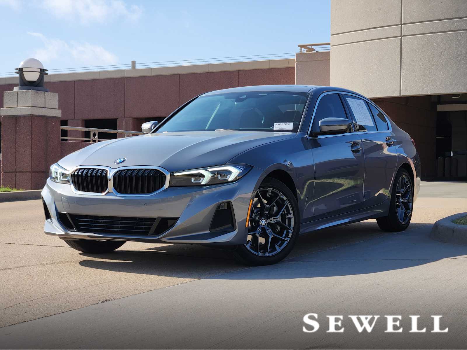 2025 BMW 3 Series 330i