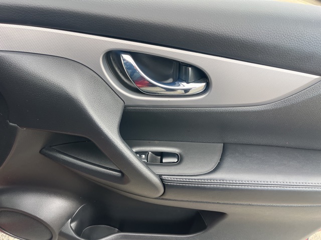 2020 Nissan Rogue Sport SV photo 20