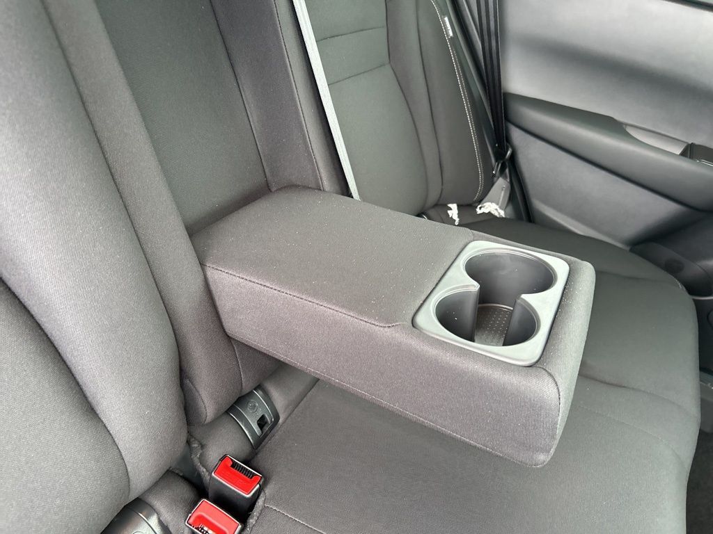 2025 Nissan Rogue S photo 26