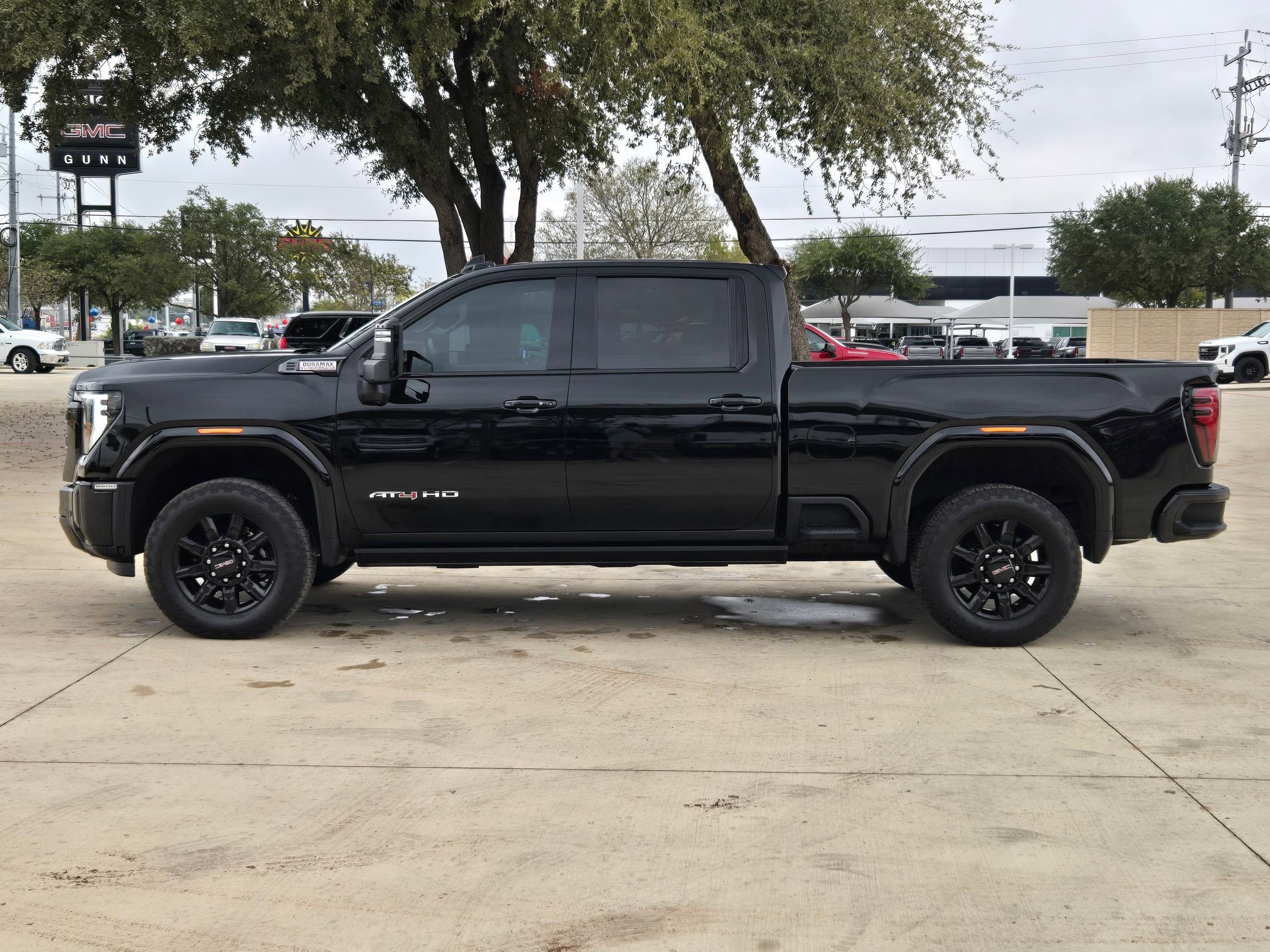 2024 Gmc Sierra 2500 HD photo 3