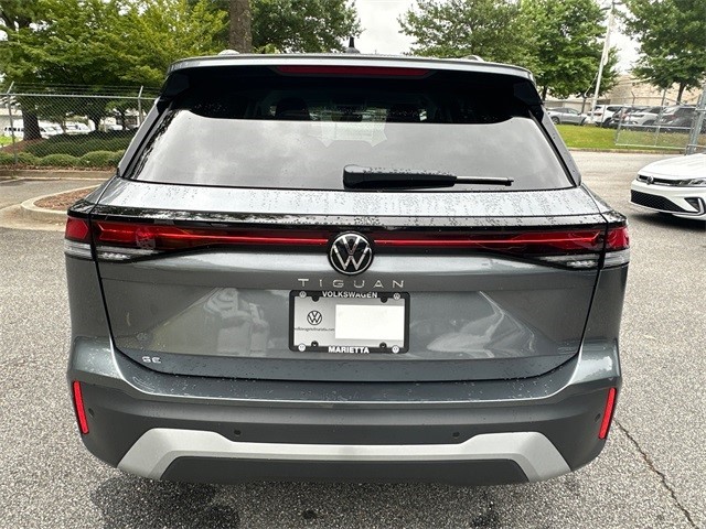 2025 Volkswagen Tiguan SE photo 4