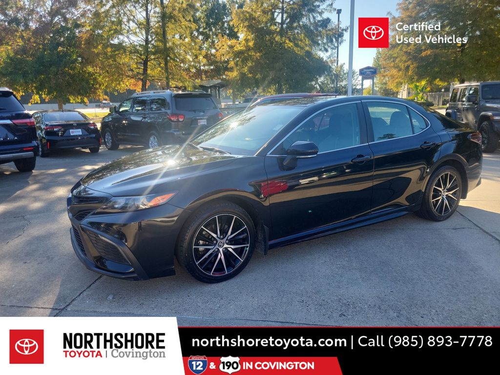 2023 Toyota Camry SE