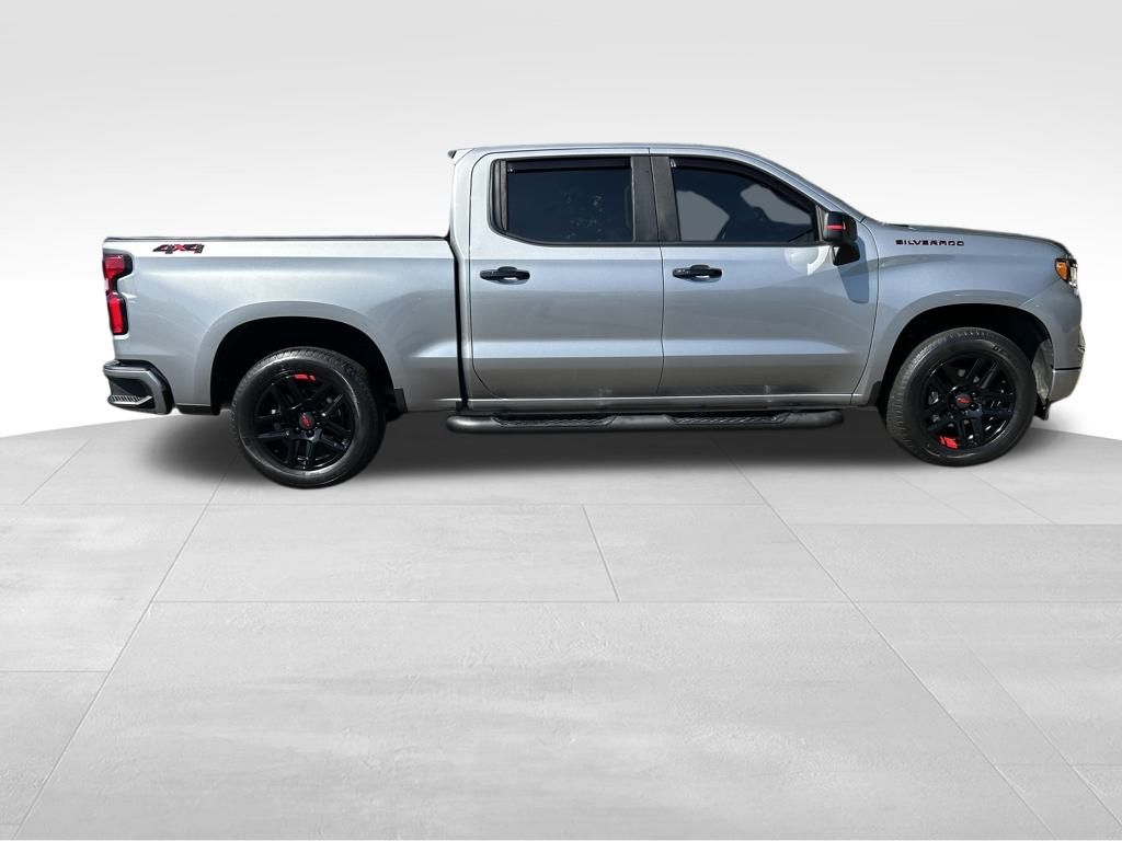 2023 Chevrolet Silverado 1500 RST photo 7