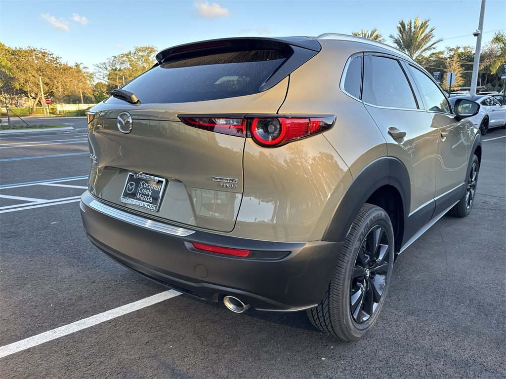 2024 Mazda CX-30 2.5 Turbo Carbon photo 2