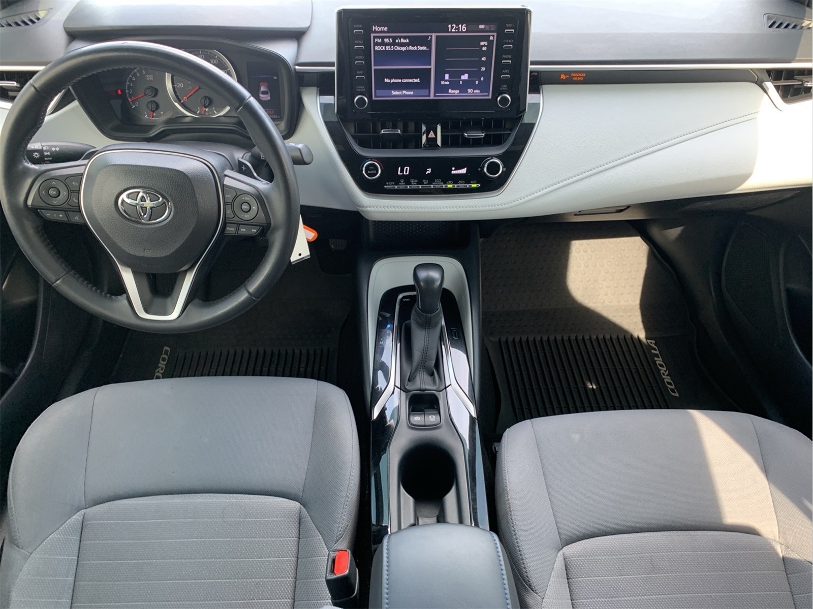 2020 Toyota Corolla SE photo 29