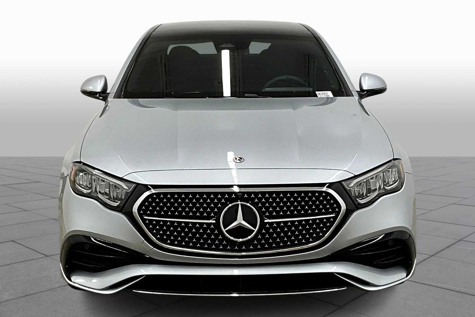 2025 Mercedes Benz E 350 photo 3