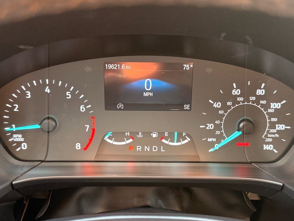 2022 Ford Escape SEL photo 12