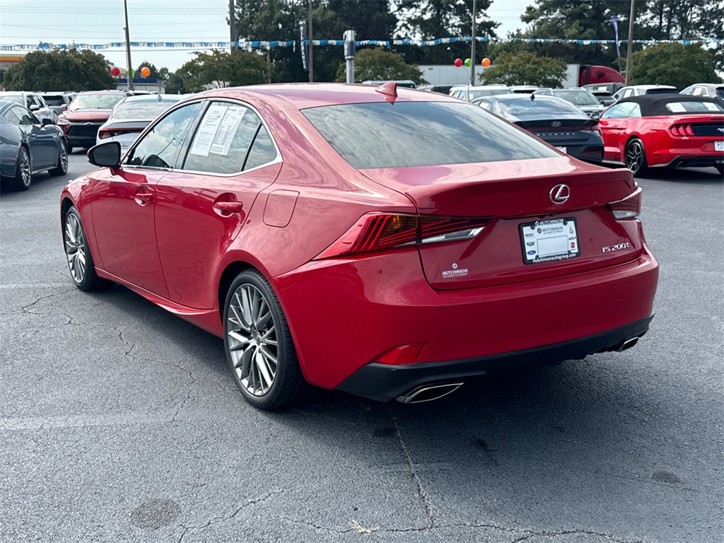 2017 Lexus IS 200t photo 5