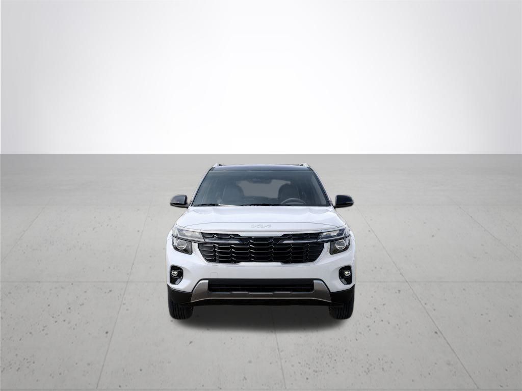 2026 Kia Seltos S photo 2
