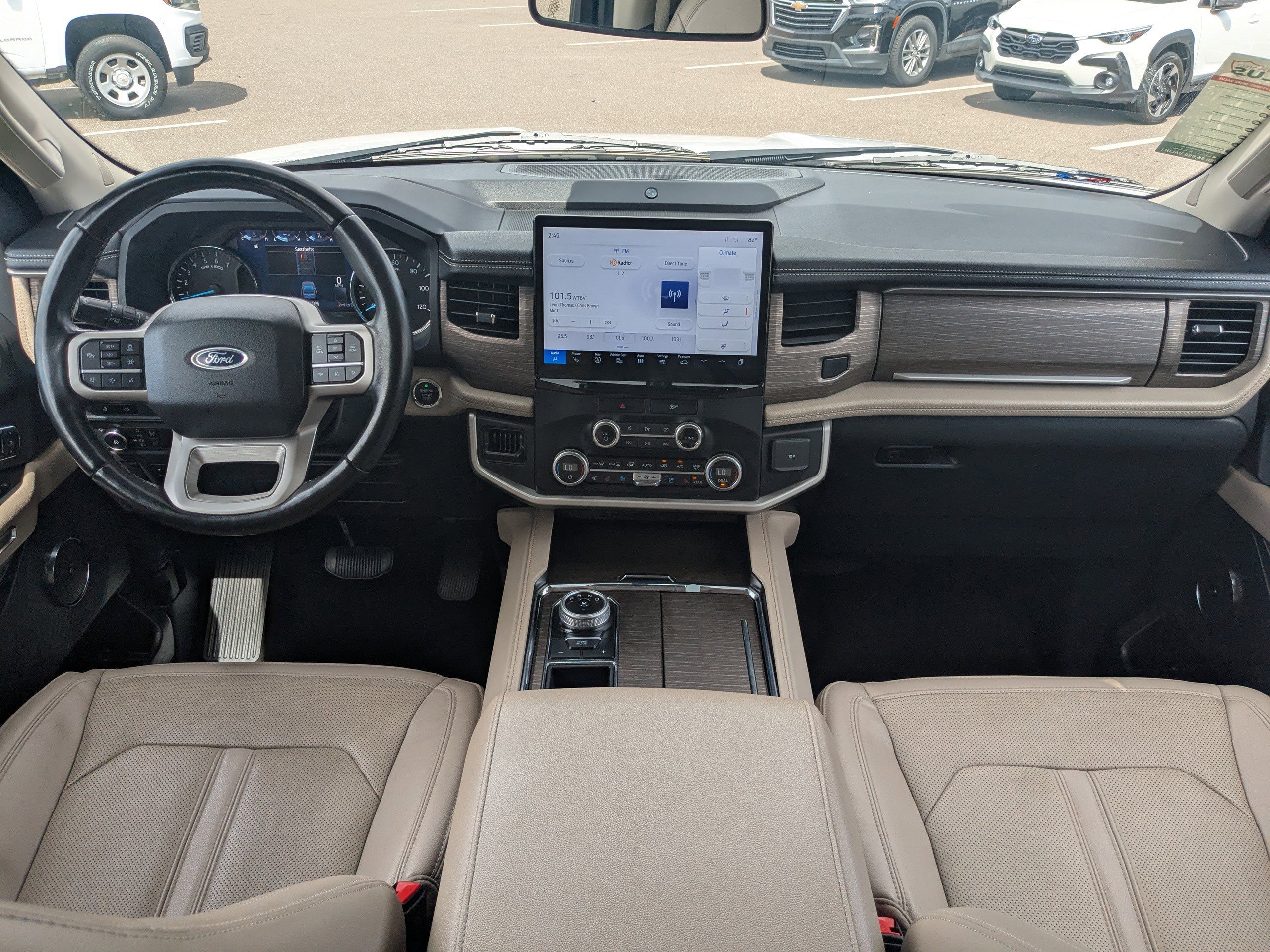 2023 Ford Expedition MAX Limited photo 15