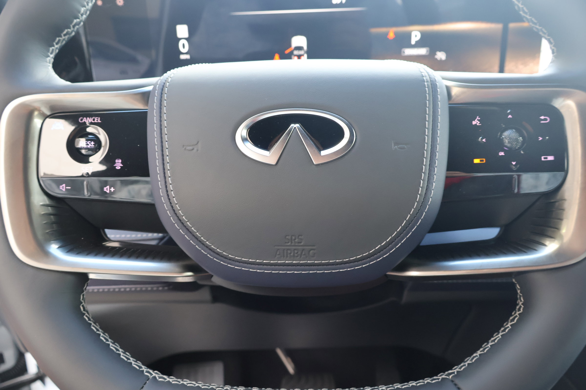 2026 Infiniti QX80 Sensory photo 22
