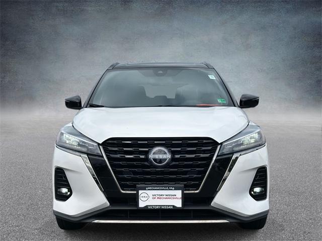 2023 Nissan Kicks SR photo 6