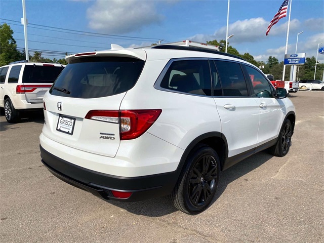 2022 Honda Pilot Special Edition photo 2