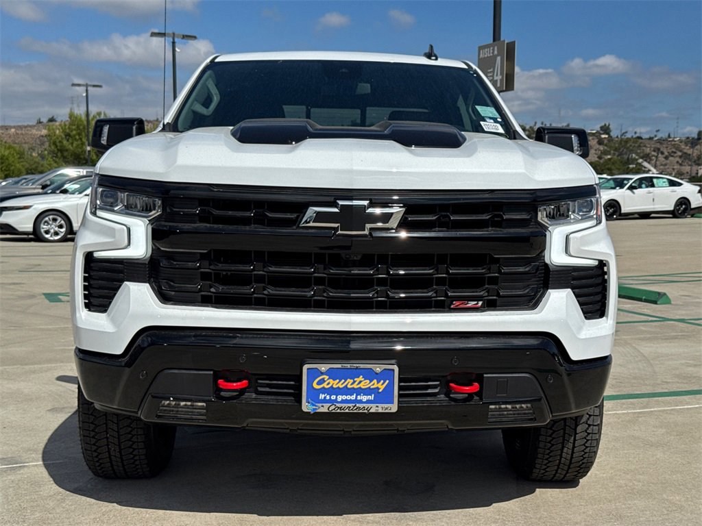 2026 Chevrolet Silverado 1500 LT Trail Boss photo 3