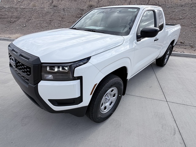 2026 Nissan Frontier S's photo