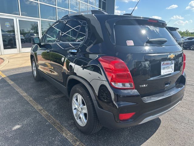 2020 Chevrolet Trax LT photo 3