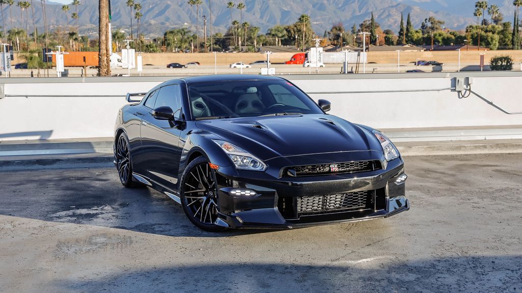 2024 Nissan GT-R