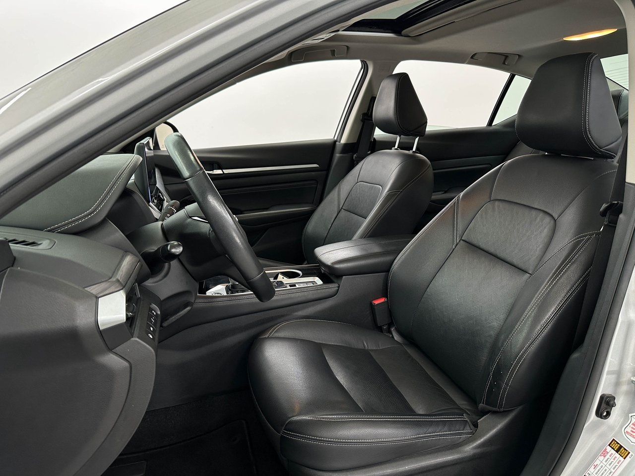 2023 Nissan Altima 2.5 SL photo 16