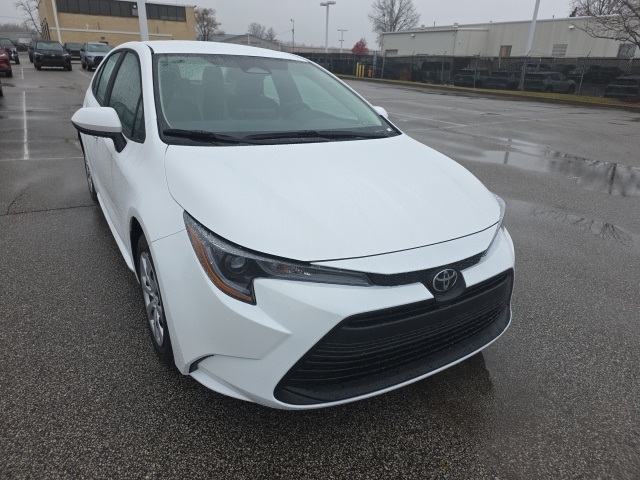 2026 Toyota Corolla LE's photo