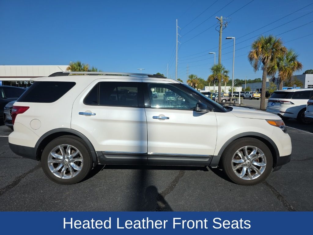 2013 Ford Explorer XLT photo 2