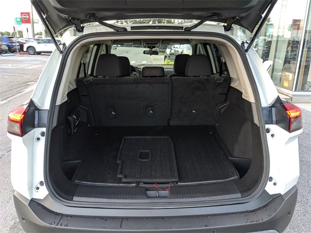 2023 Nissan Rogue S photo 9
