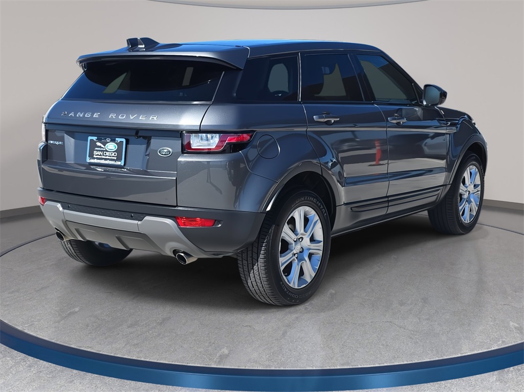 2018 Land Rover Range Rover Evoque SE photo 4