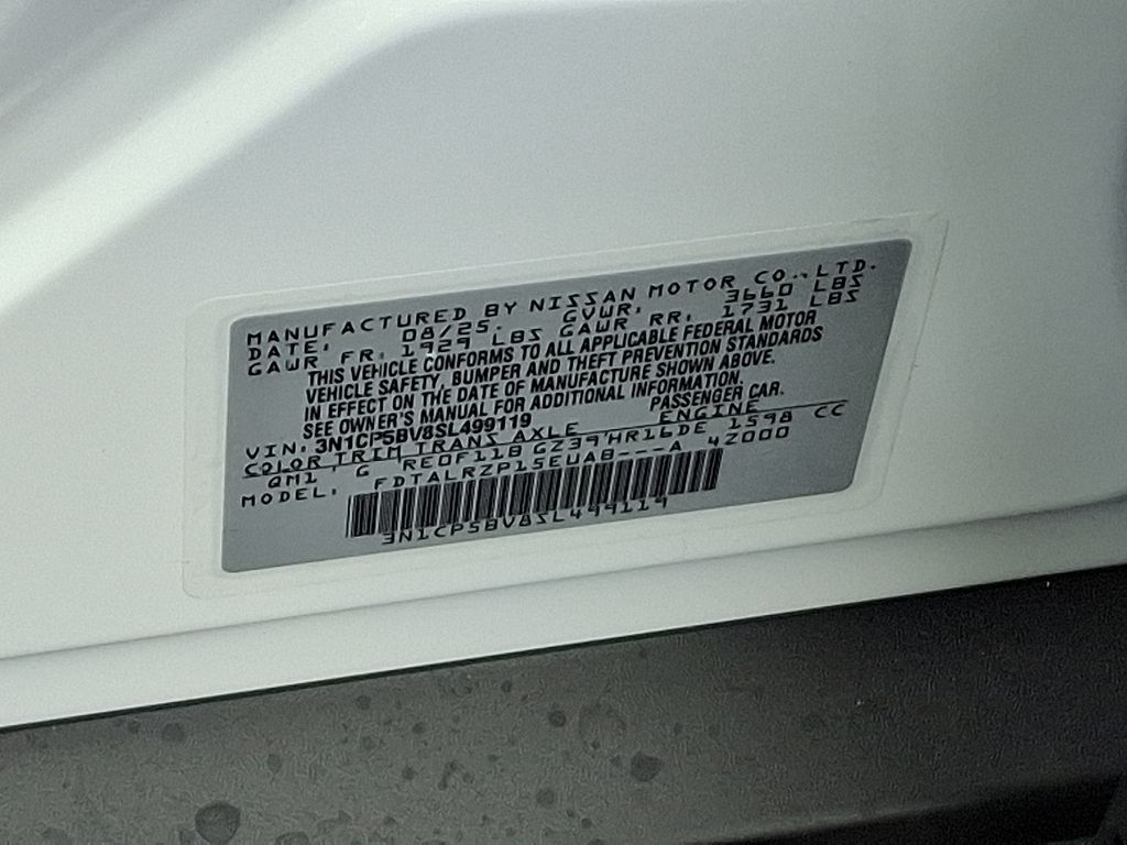 2025 Nissan Kicks Play S photo 9