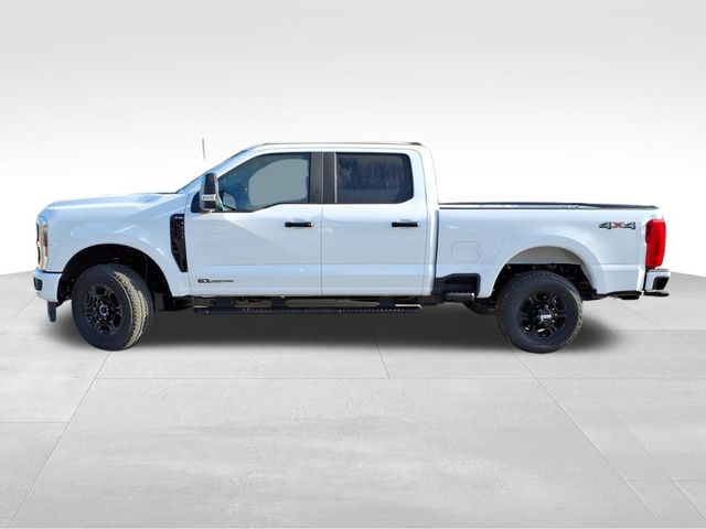 2026 Ford F-350 XL photo 3