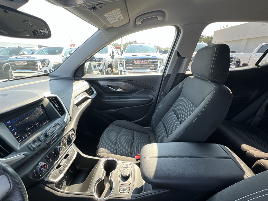 2023 Gmc Terrain SLE photo 9