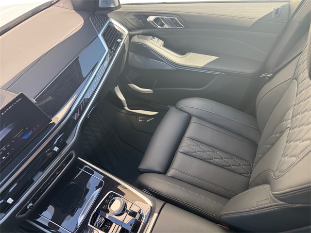 2026 Bmw X7 M60i photo 20