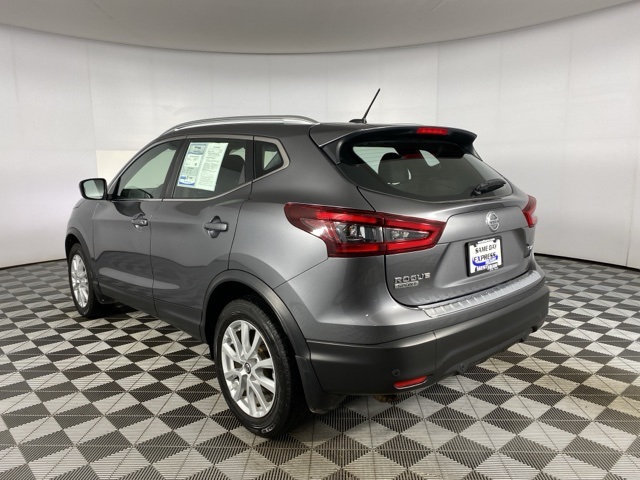 2022 Nissan Rogue Sport SV photo 2