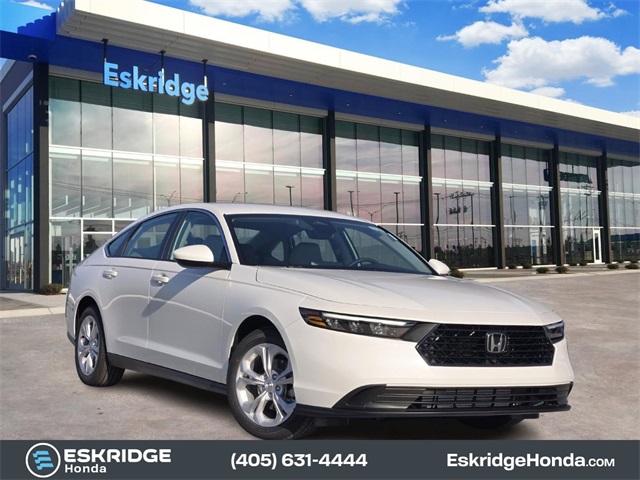 2025 Honda Accord LX's photo