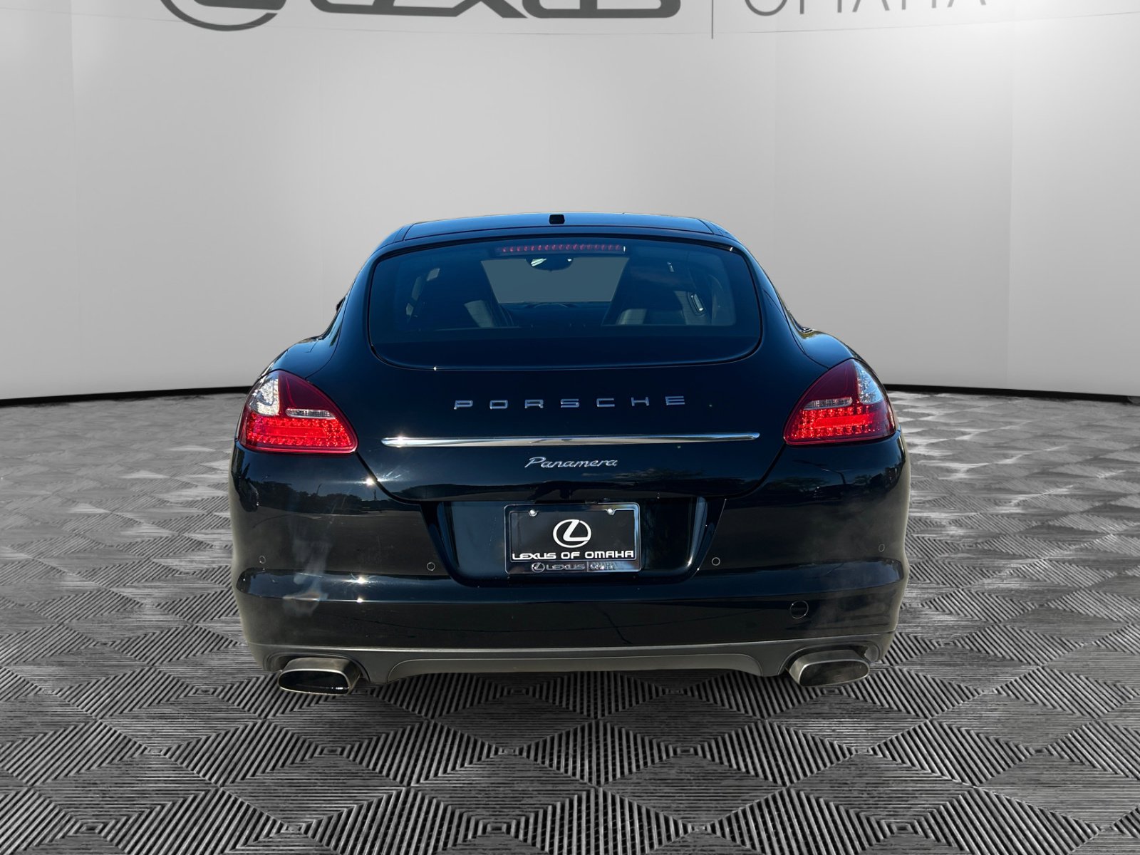 2012 Porsche Panamera 4 photo 4