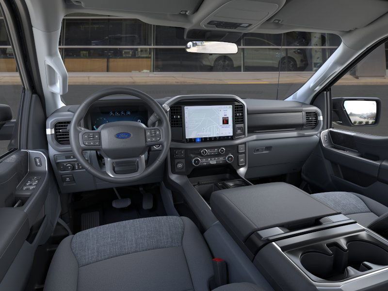 2025 Ford F-150 XLT photo 7