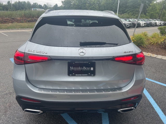 2025 Mercedes Benz GLC 350e 4MATIC photo 3
