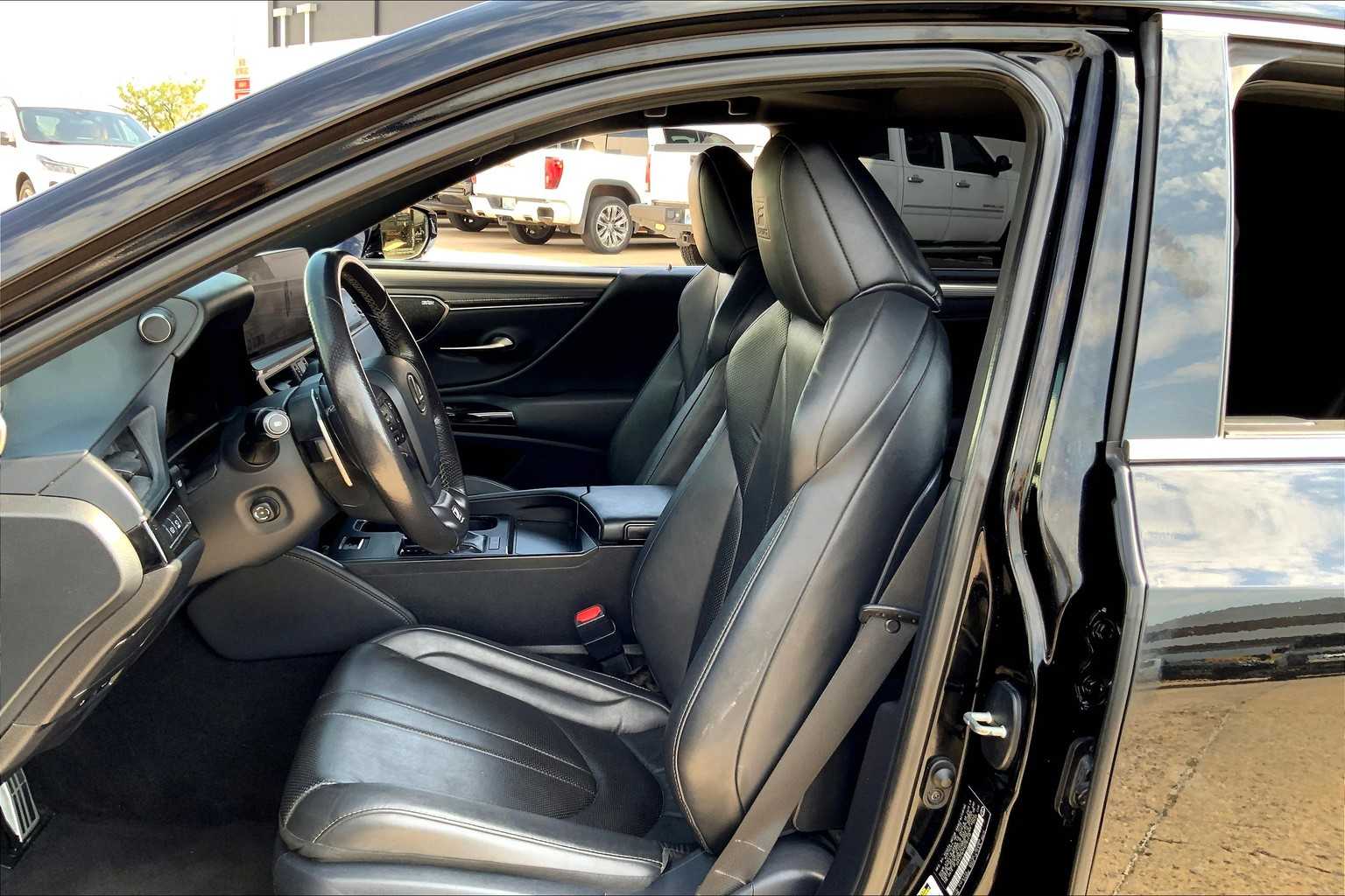 2024 Lexus ES 350 F SPORT Handling photo 7