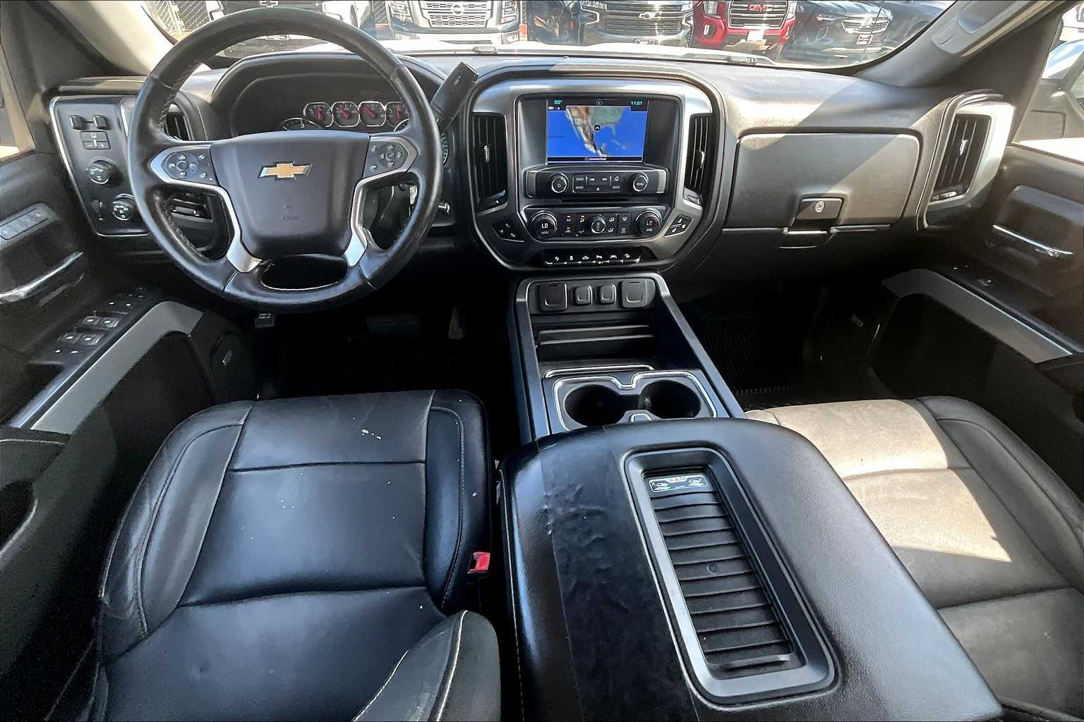 2018 Chevrolet Silverado 1500 LTZ photo 13