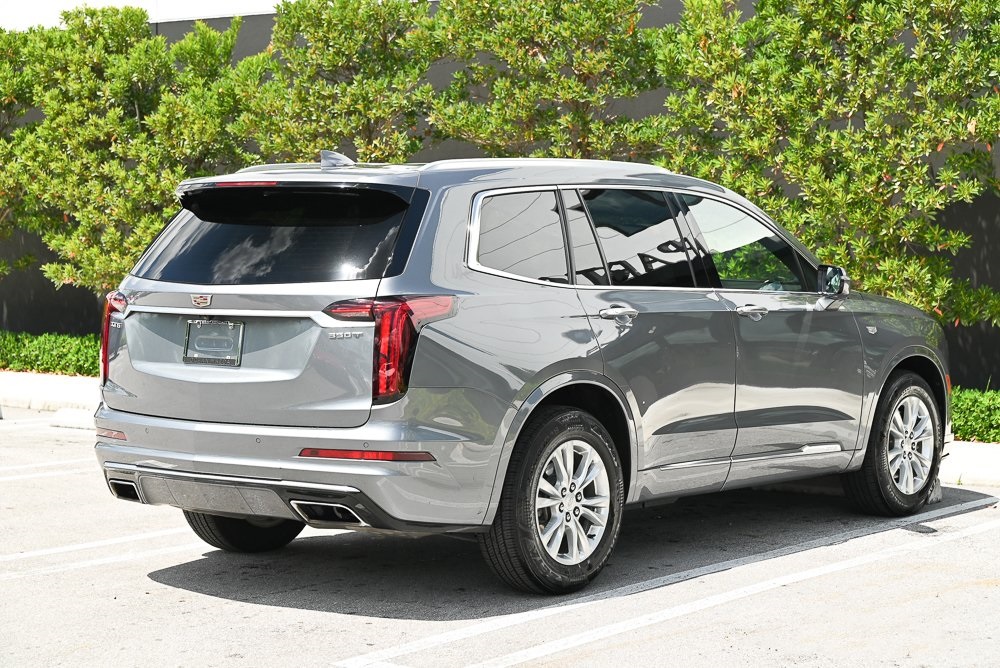 2022 Cadillac XT6 Luxury photo 4