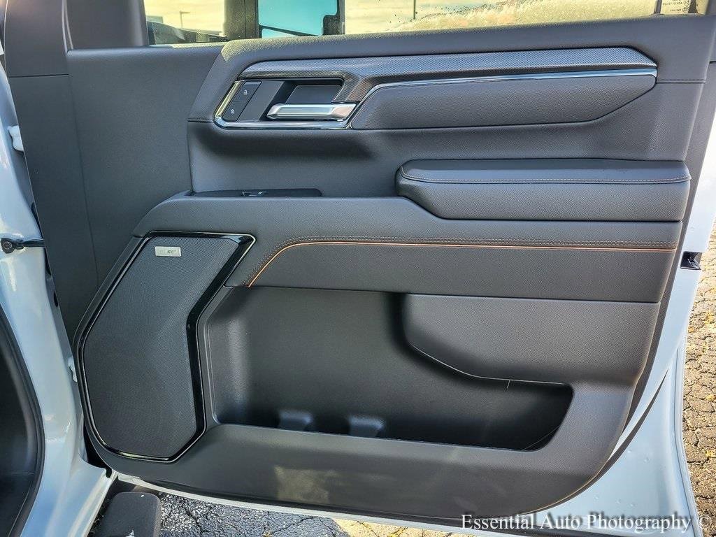 2025 GMC SIERRA HD - Image 20