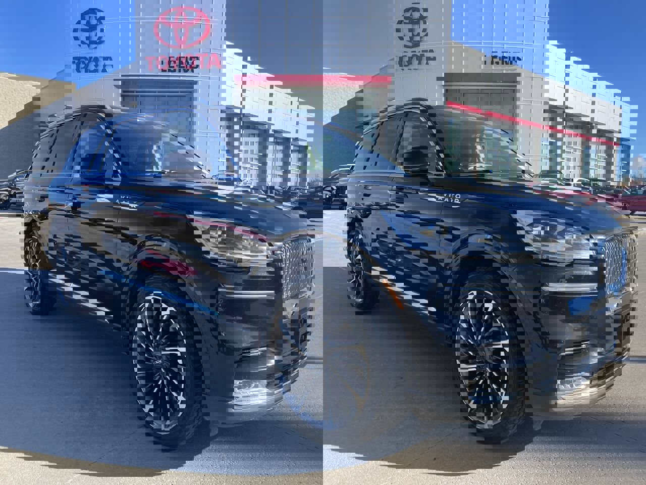 2020 Lincoln Aviator Reserve's photo