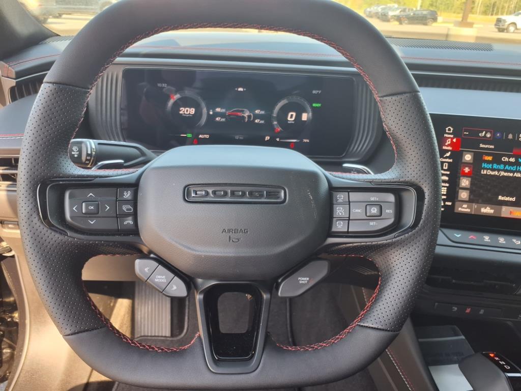 2025 Dodge Charger R/T photo 16