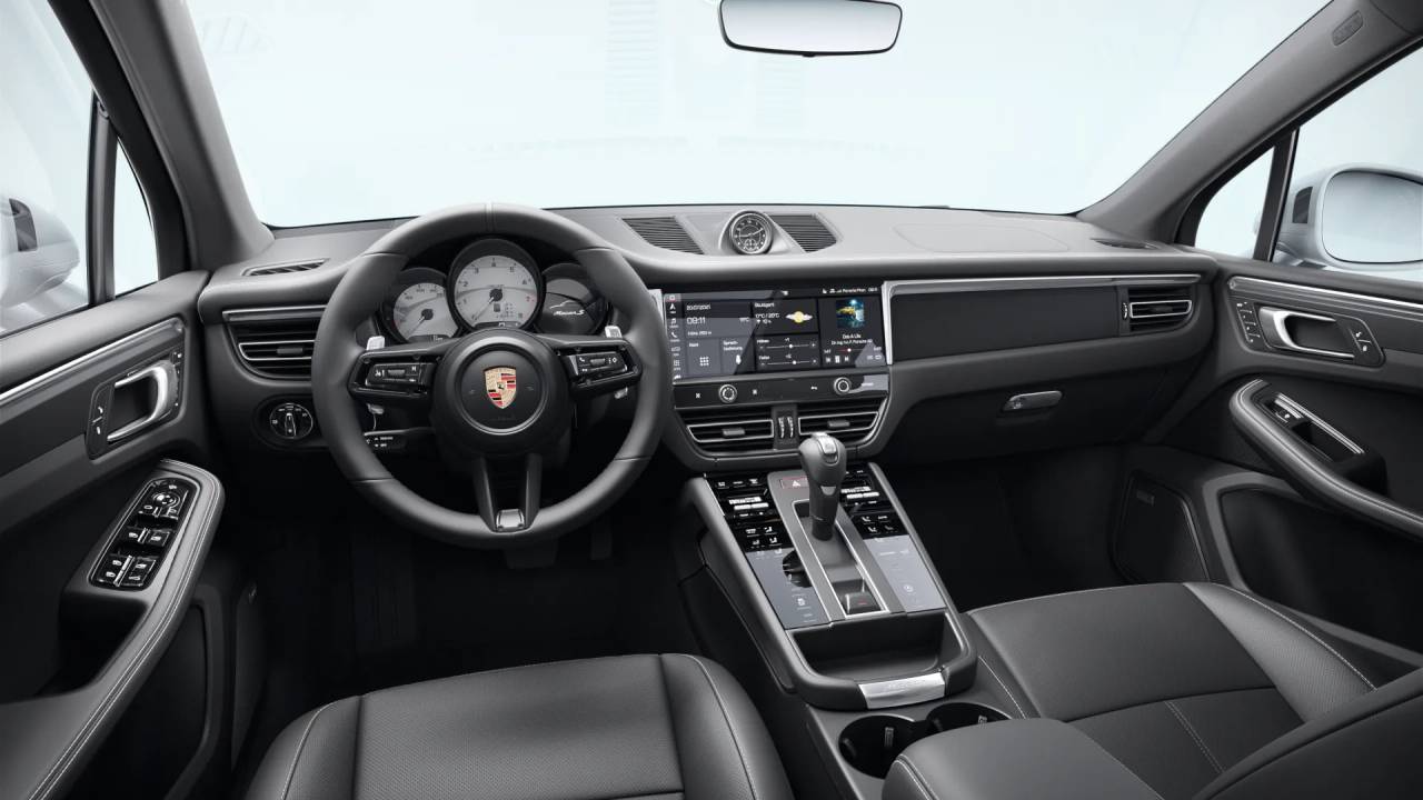 2026 Porsche Macan S photo 10