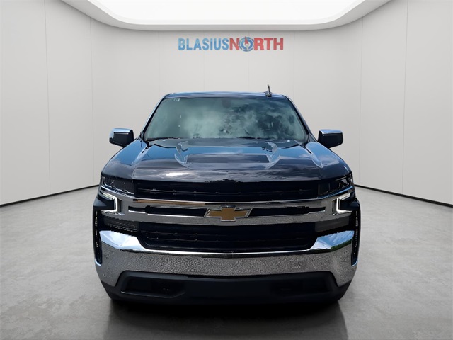 2022 Chevrolet Silverado 1500 LT photo 2